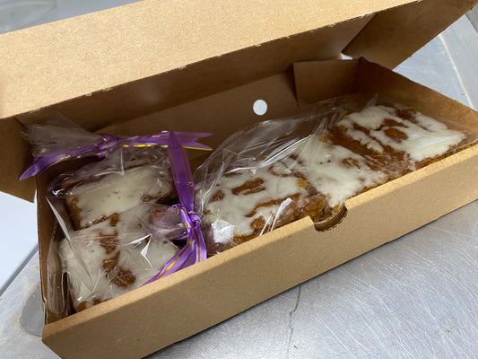Orange glazed carrot cake 🥕